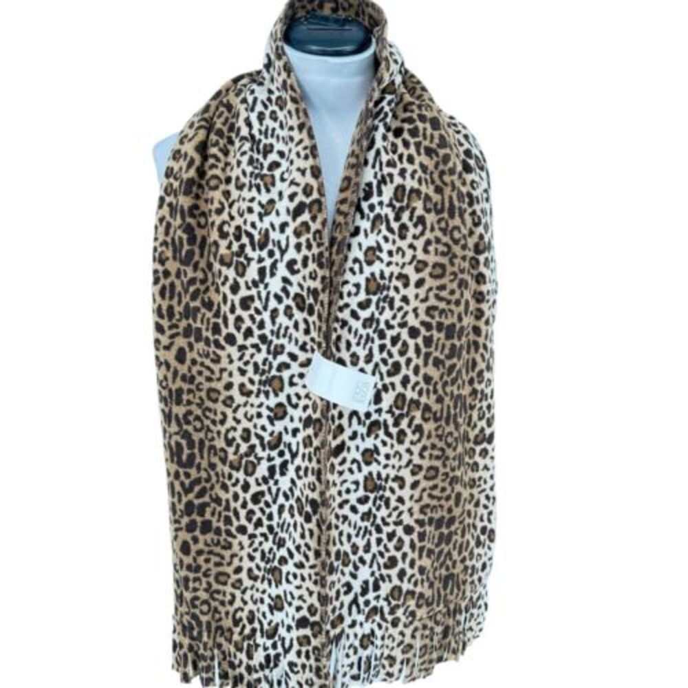 Target Women's NWT Chill Proof Micro Fleece Leopard Print Scarf Brown, Black‎